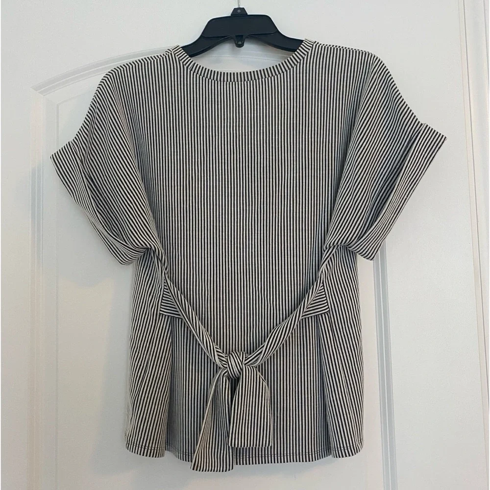 Express | Tops | Express Monochrome Striped Top | Poshmark